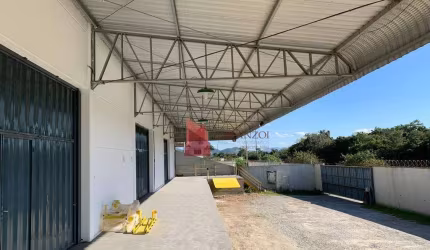 LOCAÇÃO: GALPÃO COMERCIAL 1.000 m² ITAJAÍ/SC.