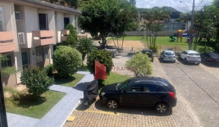 VENDA: Sobrado em Condominio, Praia Brava, Itajai/SC!
