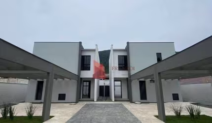 À VENDA! Sobrado de Alto Padrão com 3 Suíte, 135 m² - Ressacada - Itajaí/SC