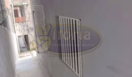 Casa com 1 quarto para alugar no Jardim Irene, Santo André , 25 m2 por R$ 700