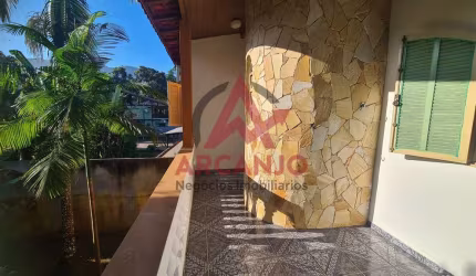 CASA PARA LOCAÇÃO DEFINITIVO NA VILA DO ITAMAMBUCA EM UBATUBA/SP.
