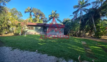 Casa para Locação definitiva com 03 suítes