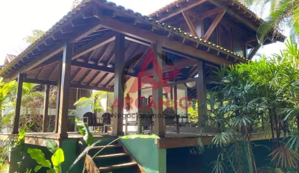 CASA A VENDA COM 4 DORMITÓRIOS NO CONDOMINIO ITAMAMBUCA PROXIMO A PRAIA
