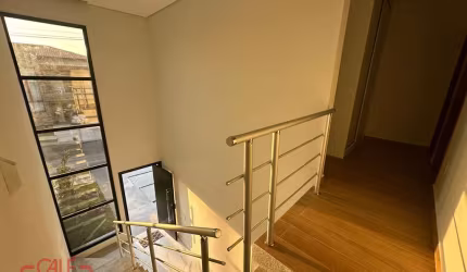 Casa Sobrado nova no Condomínio Mantova