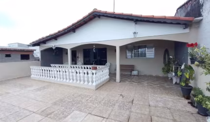 Casa para Venda em Mairinque, Jardim Cruzeiro, 3 dormitórios, 1 suíte, 2 banheiros, 3 vagas