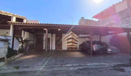 Casa em condomínio fechado, com 4 dormitórios sendo 4 suítes, 5 vagas à venda, 300 m² por R$ 850.000 - Jardim Testae - Guarulhos/SP