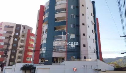 Apartamento com 2 dormitórios à venda, 67 m² por R$ 550.000,00 - Centro - Jaraguá do Sul/SC