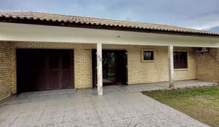 C708 Imóvel em laje com anexo próximo ao mar