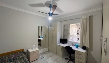 Casa com 3 quartos, 244m², à venda em Taubaté, Jardim Maria Augusta