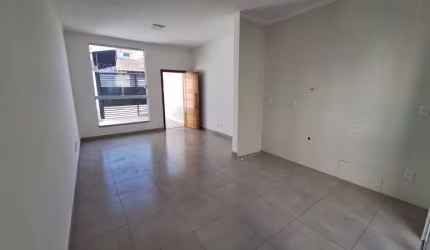 Casa geminada à venda na Vila São Caetano, em Sorocaba- SP.