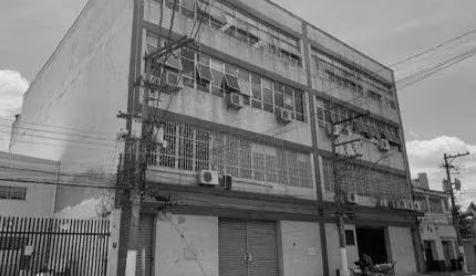 Oportunidade.  Predio comercial para venda em São Paulo-SP no Bom Retiro, 4 pavimentos, area privativa 2.217 m2 em um terreno de 796 m2