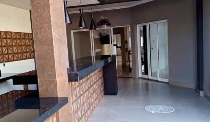 Lindo sobrado novo alto padrão para venda no Jd. California, ótima localização, 4 suites com 1 master, gourmet e piscina em 260 m2 construidos