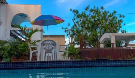 Hotel para venda na região litorânea de Mucuri-BA, com 16 apartamentos completos, completa infraestrutura, piscina em 840 m2 de area total