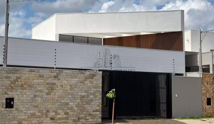 Casa com 3 quartos à venda na Rua Vicente Rodrigues da Silva, Jardim Munique, Maringá, 150 m2 por R$ 900.000