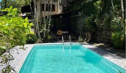 Casa para Venda em Guapimirim, Barreira, 4 dormitórios, 1 suíte, 2 banheiros, 4 vagas