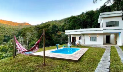 Casa para Venda em Teresópolis, Albuquerque, 3 dormitórios, 1 suíte, 3 banheiros, 3 vagas
