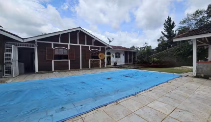 Casa em Condomínio para Venda em Teresópolis, Green Valley, 4 dormitórios, 4 suítes, 5 banheiros, 4 vagas