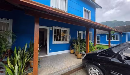 Casa em Condomínio para Venda em Teresópolis, Alto, 4 dormitórios, 2 suítes, 4 banheiros, 1 vaga