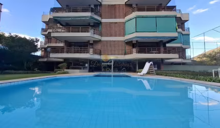 Apartamento para Venda em Teresópolis, Taumaturgo, 3 dormitórios, 1 suíte, 3 banheiros, 2 vagas