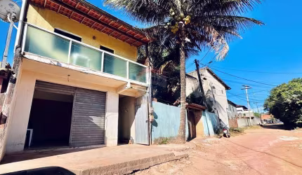 Oportunidade: Casa com Loja à venda em Cabo Frio!