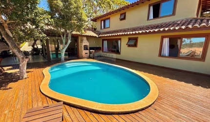 Casa à venda em Búzios com vista mar por R$ 2.800.000,00!!
