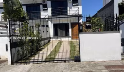Casa 2 dormitórios para Venda em Florianópolis, São João do Rio Vermelho, 2 dormitórios, 2 suítes, 3 banheiros, 2 vagas