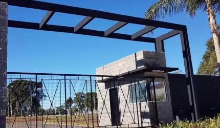 Terreno em condomínio com 129,62m² , à venda, no bairro Campo Largo da Roseira em São José dos Pinhais