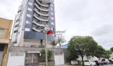 Apartamento com 107m² 3 quartos, para aluguel, no bairro Centro em São José dos Pinhais