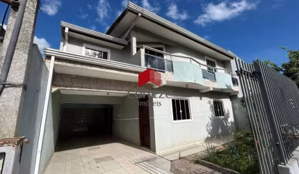 Sobrado com 130m² 3 quartos, para aluguel, no bairro Colônia Rio Grande em São José dos Pinhais