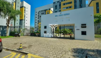 Apartamento com 2 dormitórios à venda, 68 m² por R$ 430.000,00 - Centro - Pinhais/PR