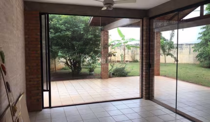 Casa com 4 quartos à venda na Rua Emílio Venturini, 40, Parque das Universidades, Campinas, 217 m2 por R$ 950.000