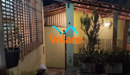 Casa à venda em Osasco-SP, Vila Osasco: 2 quartos, 1 sala, 1 banheiro, 1 vaga de garagem, 272m² de área.
