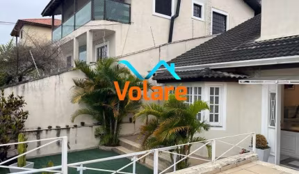 Imperdível! Casa à venda em Osasco-SP, no bairro City Bussocaba, 4 quartos, 1 suíte, 3 salas, 3 banheiros, 2 vagas, 360m².