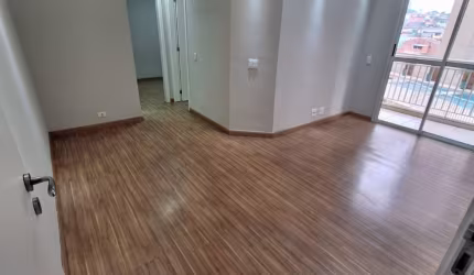 Apartamento em Itaquera, Reformado, Aceita FGTS de Entrada