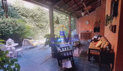 Grajaú - Casa com 3 salas, 6 Quartos, 2 suítes, copa cozinha, varanda à venda, 436M²,  por R$ 1.050