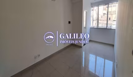 Aluga Sala Comercial Vianelo 28m² / Banheiro / Acabamento de qualidade /