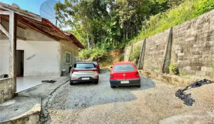 Casa com 3 quartos à venda no Cedrinho, Brusque , 180 m2 por R$ 520.000