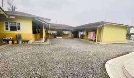 Casa com 2 quartos à venda no Dom Joaquim, Brusque , 220 m2 por R$ 1.280.000