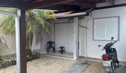 Casa com 2 quartos à venda no Centro, Guabiruba , 60 m2 por R$ 380.000
