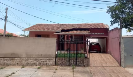 Casa para Venda - 52.5m², 2 dormitórios, 2 vagas - Bom Sucesso