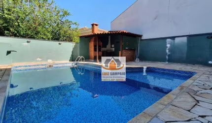 Casa Condominio, 4 Quartos, 4 Salas, Piscina