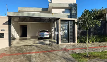 Jardim Brasil, casa térrea, com 3 suítes, mobiliada, e com piscina.