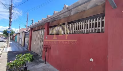 Casa para Venda em Taubaté, Jardim Mourisco, 5 dormitórios, 1 suíte, 3 banheiros, 3 vagas