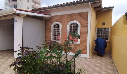 Casa para Venda em Taubaté, Vila Marly, 2 dormitórios, 1 suíte, 3 banheiros, 3 vagas