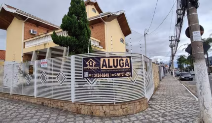 Casa para Locação em Taubaté, Jardim Maria Augusta, 3 dormitórios, 2 suítes, 3 banheiros, 4 vagas
