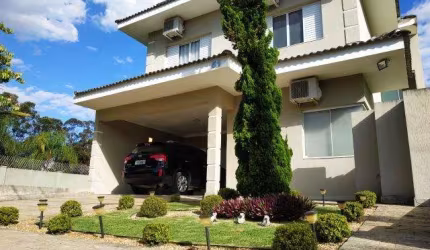 Casa para Venda em Taubaté, Piracangaguá, 4 dormitórios, 4 suítes, 5 banheiros, 4 vagas