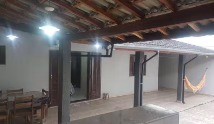 Casa para Venda em Taubaté, Parque São Luís, 2 dormitórios, 1 suíte, 2 banheiros, 3 vagas