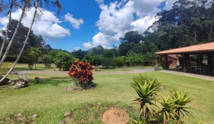 Sítio para Venda em Teresópolis, Fazenda Boa Fé, 4 dormitórios, 4 suítes, 2 banheiros, 2 vagas
