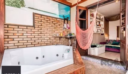 Casa em Condomínio mobiliada