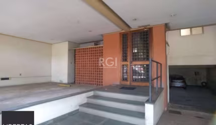 APARTAMENTO 1 DORMITÓRIO COM VAGA NO BAIRRO MENINO DEUS